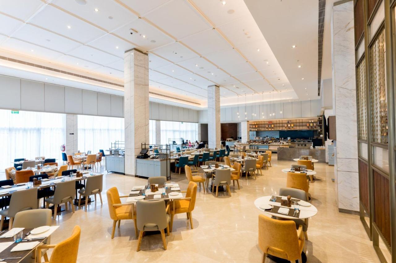 Holiday Inn Lucknow Airport By Ihg Extérieur photo