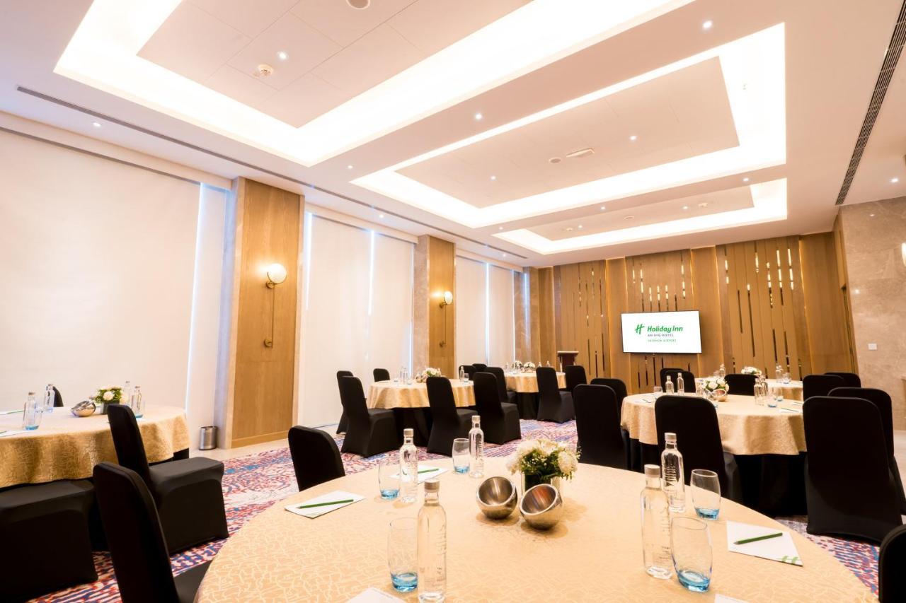 Holiday Inn Lucknow Airport By Ihg Extérieur photo