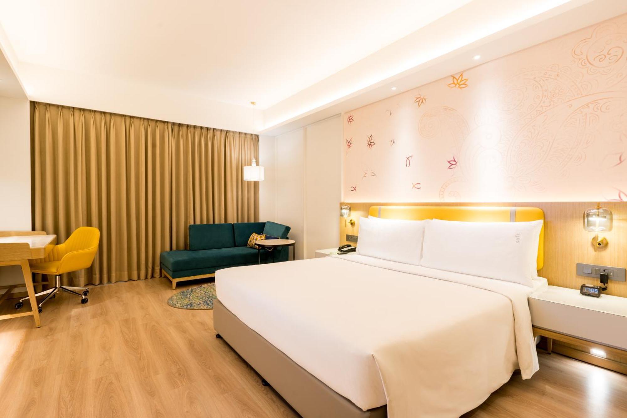 Holiday Inn Lucknow Airport By Ihg Extérieur photo