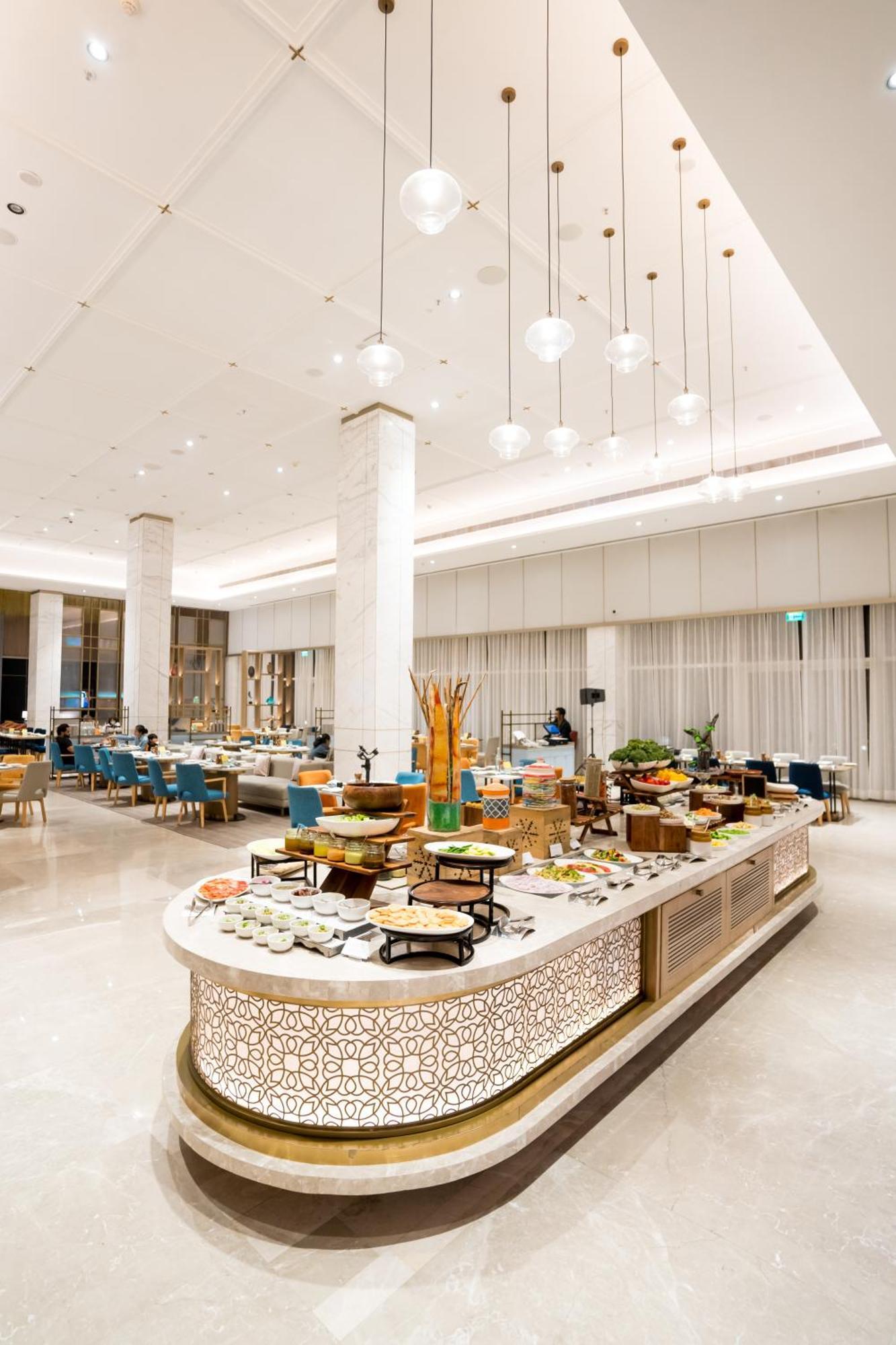 Holiday Inn Lucknow Airport By Ihg Extérieur photo